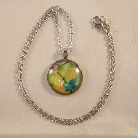 Silver Hummingbird Flower Cabochon Pendant Necklace 20" Party Gift - Picture 2 of 2
